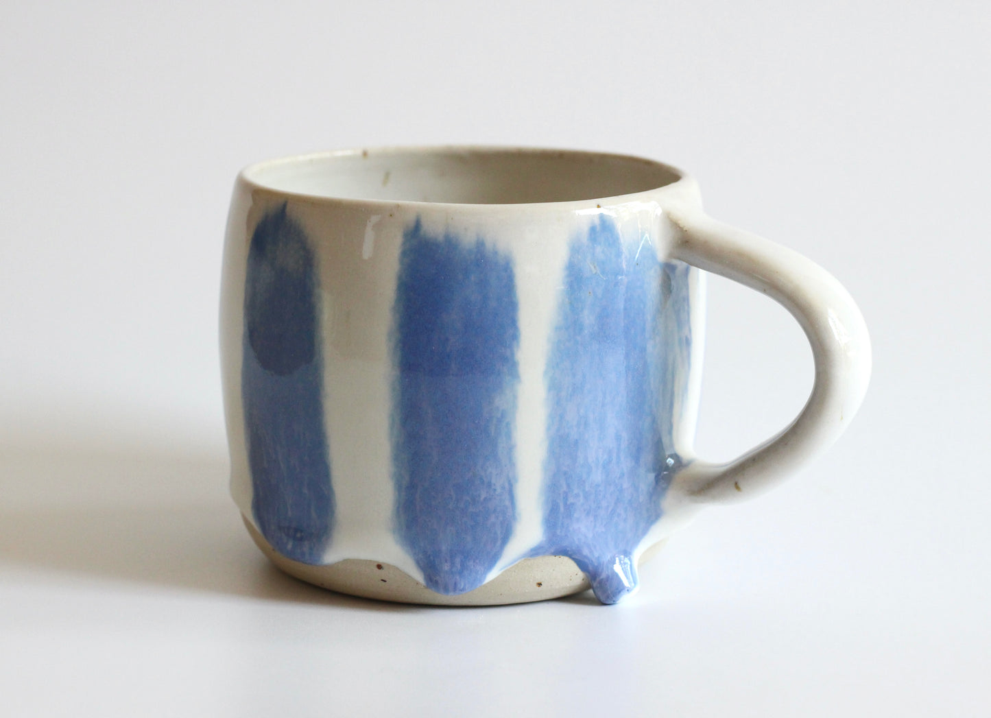 Tasse hellblau gestreift